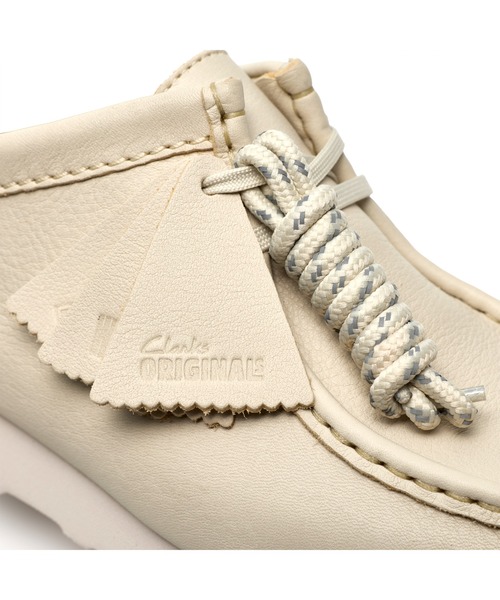 Clarks(クラークス)の「WALLABEEGTX WHITE LEATHER(スニーカー・メンズ・ホワイト・27.0cm/25.5cm/26.0cm/26.5cm)」の2枚目の写真