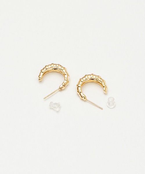 AJUGA.(アジュガ)の「ボールドリッジフープピアス(ピアス(両耳用)・レディース・シルバー/ゴールド・ONE SIZE)」の8枚目の写真