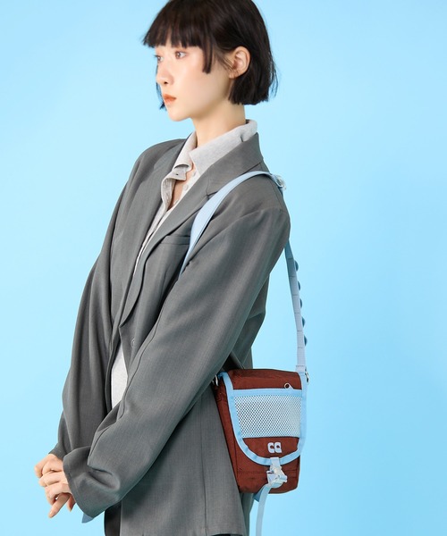 Casselini(キャセリーニ)の「Casselini(キャセリーニ)ナイロンスマホポシェット(ショルダーバッグ・レディース・ピンク/ブラウン/ブラック・FREE)」の5枚目の写真