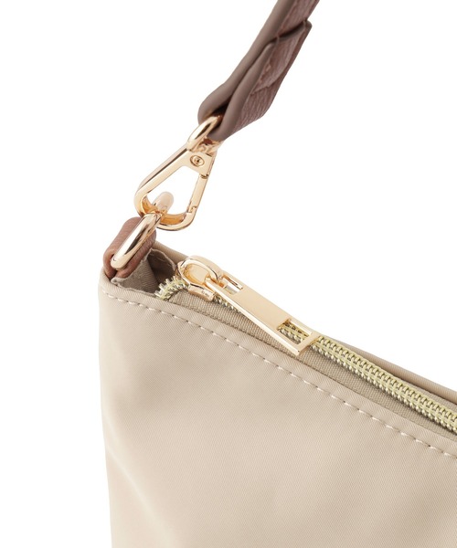 ROPE' PICNIC(ロペピクニック)の「me fit BAG ベルトデザインナイロンコンビバッグ/撥水・軽量・2個セット(ショルダーバッグ・レディース・ブラック系その他/ブルー系その他/ベージュ系その他・FREE)」の18枚目の写真