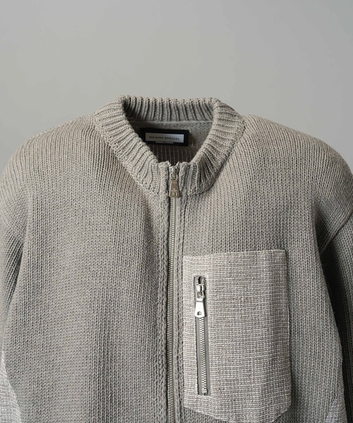 MAISON SPECIAL（メゾンスペシャル）の「《UNISEX》異素材ドッキングプライムオーバークルーネックニットブルゾン/Mixed Materials Docking Prime-Over Crew Neck Knit Sweater Blouson【MAISON SPECIAL/メゾンスペシャル】（カーディガン/ボレロ・メンズ・グレイッシュベージュ/チャコールグレー/ブラック・0/2/1）」の21枚目の写真
