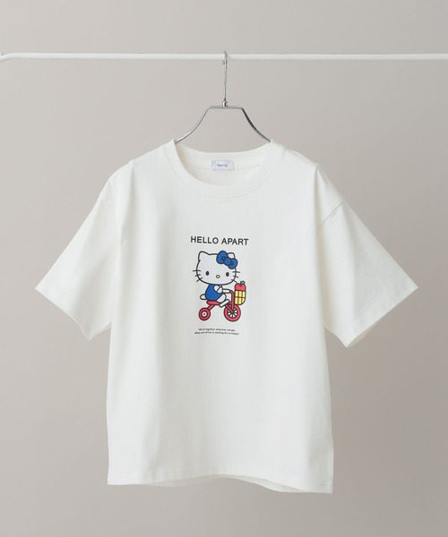 A part by(アパートバイ)の「【ハローキティ】プリントTシャツ(Tシャツ/カットソー・レディース・ブラック/オフホワイト・FREE)」の1枚目の写真