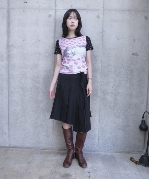 ASHLEY WILLIAMS(アシュリーウィリアムス)の「KITTEN SHORT SLEEVE TEE(Tシャツ/カットソー・レディース・マルチ・S/M)」の2枚目の写真