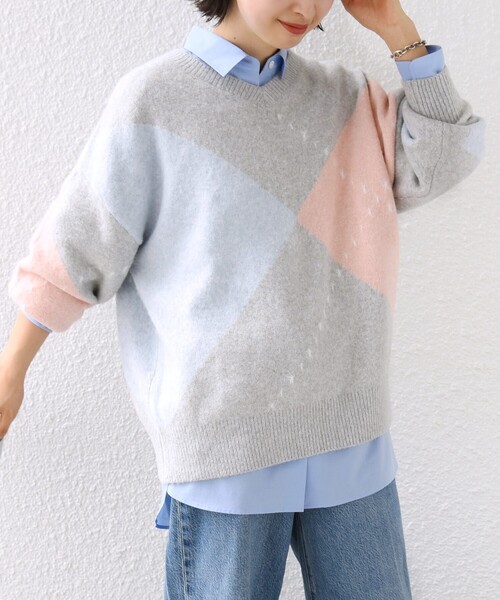 SHIPS(シップス)の「【WEB限定】〈手洗い可能〉ビッグ アーガイル Vネック ニット(ニット/セーター・レディース・オフホワイト/ダークグレー/ライトグレー・ONE SIZE)」の3枚目の写真