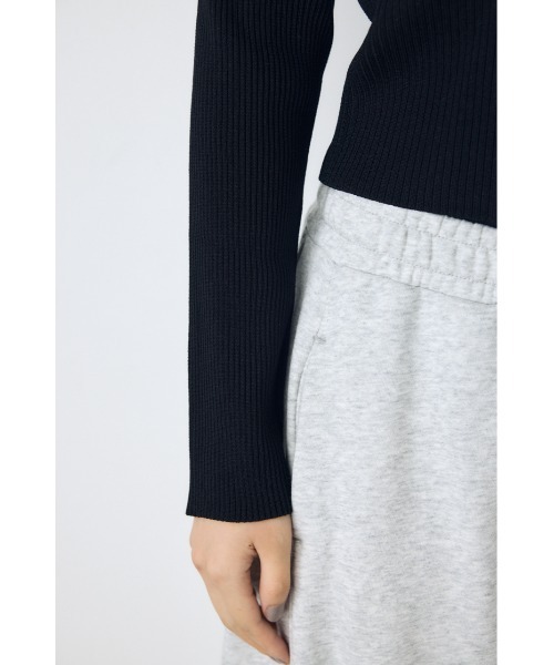 AZUL by moussy（アズールバイマウジー）の「フェイクレイヤードレースアップニット 秋服　冬服　春服　デザインニット（ニット/セーター・レディース・ブラック/ボルドー/ライトグレー・FREE）」の13枚目の写真