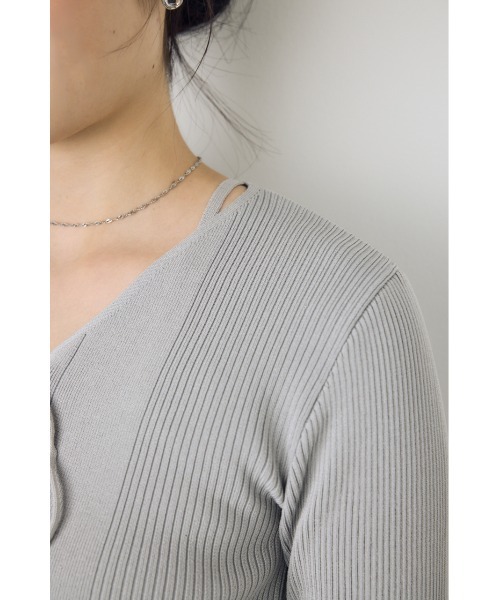 AZUL by moussy（アズールバイマウジー）の「フェイクレイヤードレースアップニット 秋服　冬服　春服　デザインニット（ニット/セーター・レディース・ブラック/ボルドー/ライトグレー・FREE）」の22枚目の写真
