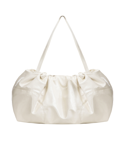 NICK&NICOLE（ニックアンドニコール）の「CRYSTAL SHIRRING TOTE BAG_アイボリー（トートバッグ・レディース・アイボリー・FREE）」の3枚目の写真