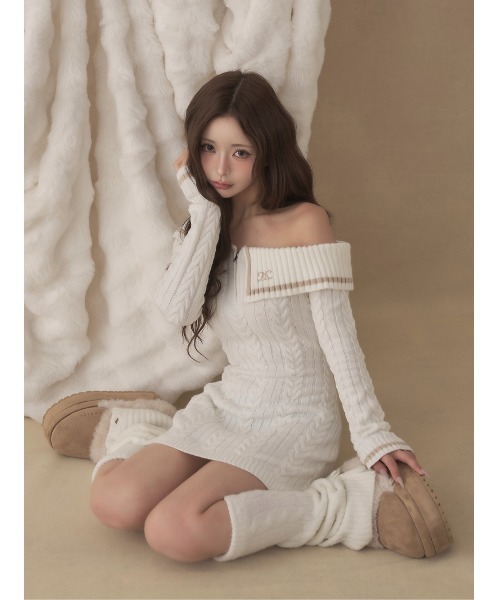 Darich(ダーリッチ)の「アシメカラーニットミニワンピース(ワンピース・レディース・ベージュ/グレー/ホワイト・FREE)」の18枚目の写真