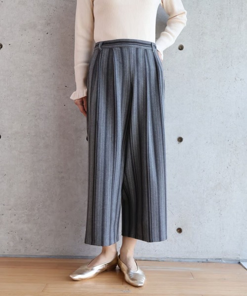 etre relie(エトレリー)の「尾州TRストライプワイドパンツ(その他パンツ・レディース・グレー系その他/ダークグレー・SMALL/MEDIUM)」の5枚目の写真