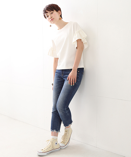 Ray BEAMS（レイビームス）の「Ray BEAMS / ギャザーフリルスリーブ クルーネック（Tシャツ/カットソー・レディース・オフホワイト/ベージュ/ネイビー・ONE SIZE）」の10枚目の写真