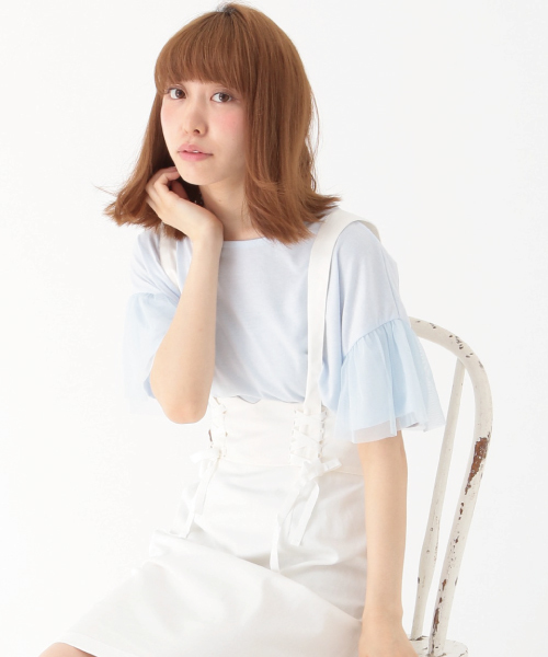 earth music&ecology(アースミュージックアンドエコロジー)の「袖チュールドッキングプルオーバー(Tシャツ/カットソー・レディース・オフホワイト/ブラック/ライトピンク/サックスブルー・FREE)」の4枚目の写真