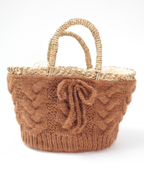 titivate（ティティベイト）の「ｹｰﾌﾞﾙ編みﾆｯﾄｶｺﾞﾊﾞｯｸﾞ（かごバッグ・レディース・ブラック/グレー/ブラウン/ベージュ/ピンク・FREE）」の11枚目の写真