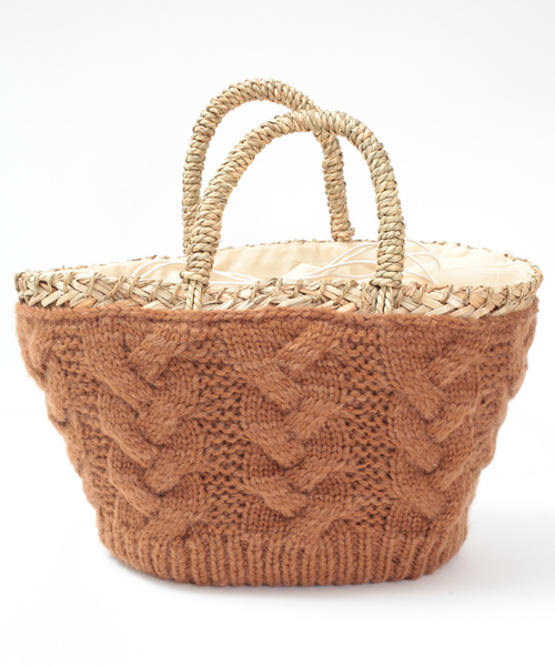 titivate（ティティベイト）の「ｹｰﾌﾞﾙ編みﾆｯﾄｶｺﾞﾊﾞｯｸﾞ（かごバッグ・レディース・ブラック/グレー/ブラウン/ベージュ/ピンク・FREE）」の8枚目の写真