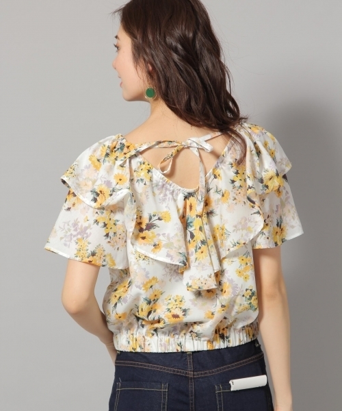 Andemiu（アンデミュウ）の「ラッフルフラワーブラウス785913（シャツ/ブラウス・レディース・ネイビー/ホワイト・FREE）」の3枚目の写真