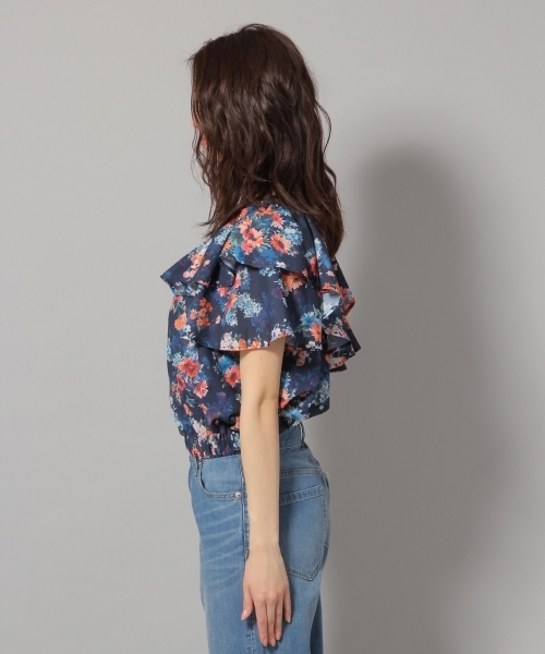 Andemiu（アンデミュウ）の「ラッフルフラワーブラウス785913（シャツ/ブラウス・レディース・ネイビー/ホワイト・FREE）」の13枚目の写真