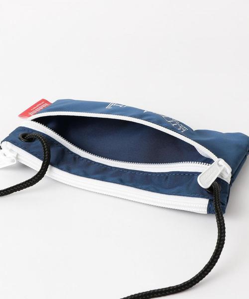 Manhattan Portage BLACK LABEL(マンハッタンポーテージ ブラックレーベル)の「〔別注〕Manhattan Portage (マンハッタンポーテージ)サコッシュSMALL②(ショルダーバッグ・キッズ・イエロー/ケリー/ネイビー/オリーブ・FREE)」の8枚目の写真