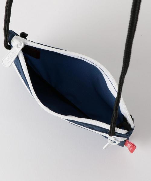 Manhattan Portage BLACK LABEL(マンハッタンポーテージ ブラックレーベル)の「〔別注〕Manhattan Portage (マンハッタンポーテージ)サコッシュSMALL②(ショルダーバッグ・キッズ・イエロー/ケリー/ネイビー/オリーブ・FREE)」の7枚目の写真