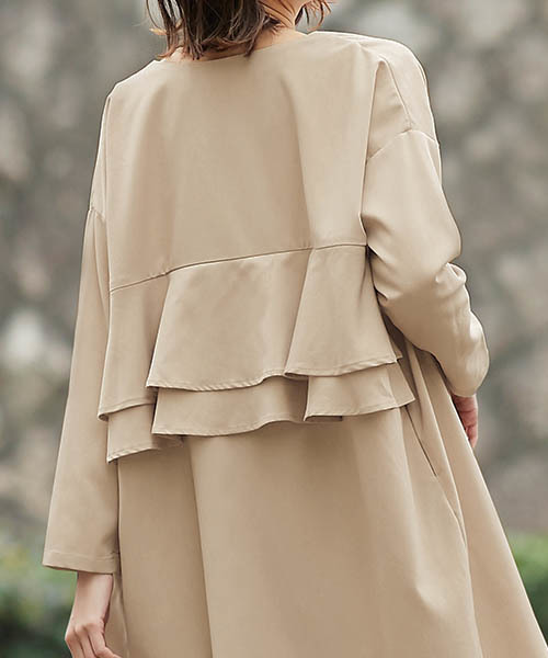 Pierrot（ピエロ）の「バックフリルデザインアウター（ノーカラージャケット・レディース・ダークネイビー/グリーン系その他/ベージュ/ライトカーキ/ライトベージュ・M/L）」の14枚目の写真