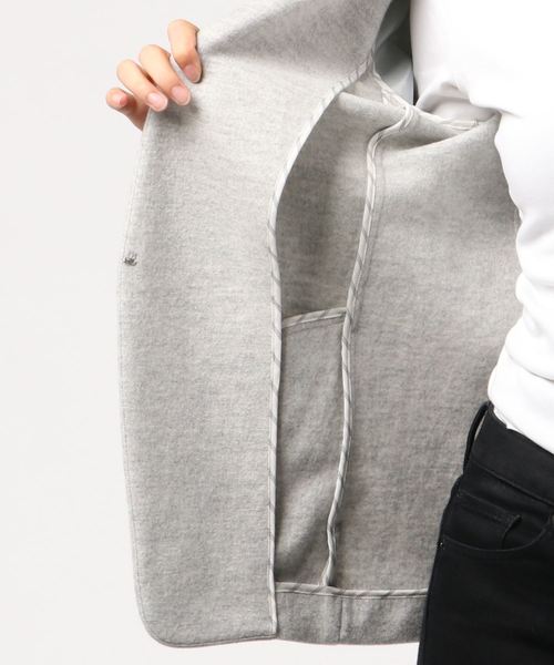 22 OCTOBRE（ヴァンドゥ－オクトーブル）の「圧縮ジャケット（ノーカラージャケット・レディース・グレー/ネイビー・38/40）」の7枚目の写真