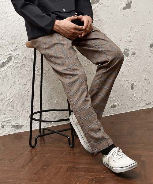 MinoriTY（マイノリティ）の「グレンチェックトラウザー TRストレッチテーパードパンツ（チノパンツ・メンズ・ブラウン/グレー・M/L/XL）」の2枚目の写真