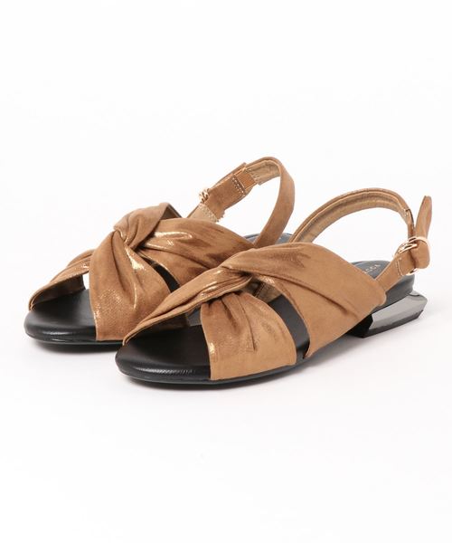 YECCA VECCA（イェッカヴェッカ）の「ツイストラメサンダル（サンダル・レディース・ブラック/シルバー/ブロンズ・M/L）」の3枚目の写真