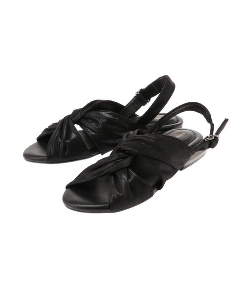 YECCA VECCA（イェッカヴェッカ）の「ツイストラメサンダル（サンダル・レディース・ブラック/シルバー/ブロンズ・M/L）」の4枚目の写真