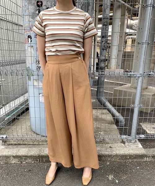 Culture Medium(カルチャーミディアム)の「先染めマルチボーダーリブTOPS(Tシャツ/カットソー・レディース・ベージュ/パープル/ネイビー/サックスブルー・FREE)」の17枚目の写真
