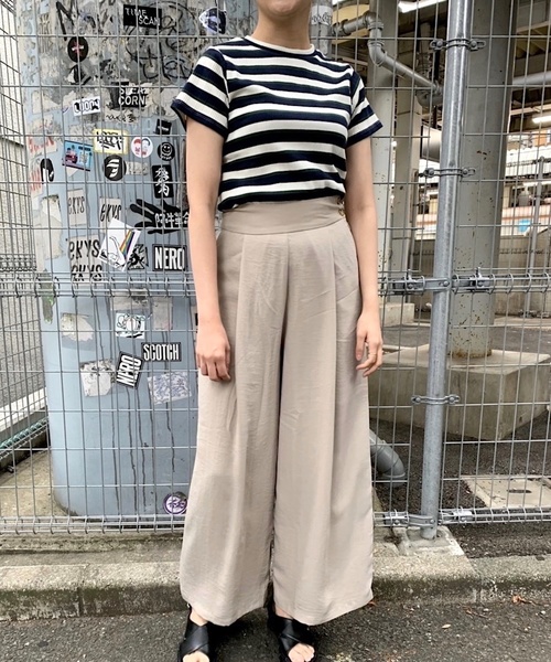 Culture Medium(カルチャーミディアム)の「先染めマルチボーダーリブTOPS(Tシャツ/カットソー・レディース・ベージュ/パープル/ネイビー/サックスブルー・FREE)」の15枚目の写真