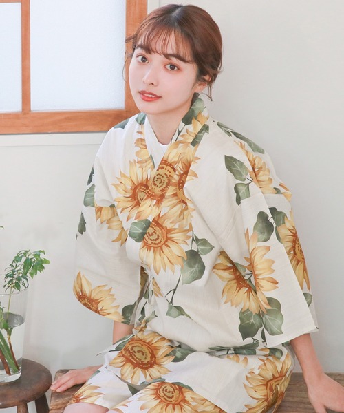 KYOETSU（キョウエツ）の「リラックススタイルを楽しむ レディース 甚平（浴衣・レディース・ブルー/ブラック系その他/ブルー系その他/パープル系その他/ブラック系その他2/ブラック系その他3/ブラック系その他4/ブルー系その他2/ブルー系その他3/ブルー系その他4/ブルー系その他5/ブルー系その他6/ブルー系その他7/パープル系その他2/パープル系その他3/その他1/その他2/その他3/その他4/その他5/その他6/その他7/その他8/その他9/その他10/その他11・フリー）」の18枚目の写真
