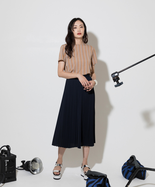 A/C DESIGN BY ALPHA CUBIC(エーシーデザインバイアルファキュービック)の「プリーツスカート(スカート・レディース・ネイビー/カーキ/ブラウン・64/67)」の5枚目の写真