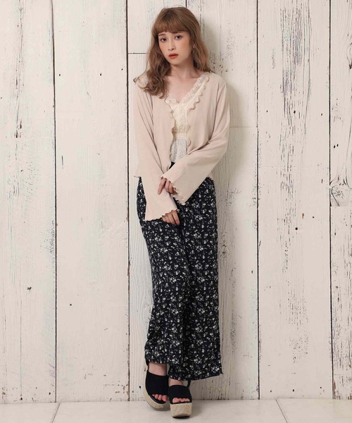 one after another NICE CLAUP（ワンアフターアナザーナイスクラップ）の「レースビスチェセットテレコカーディガン（アンサンブル・レディース・ベージュ/オフホワイト/テラコッタ・FREE）」の19枚目の写真