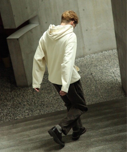 NILWAY（ニルウェイ）の「【Nilway】USコットンドローコード付きプルオーバーパーカー（パーカー・メンズ・ホワイト/ブラック/ベージュ/ブラウン・MEDIUM/LARGE/X-LARGE）」の16枚目の写真