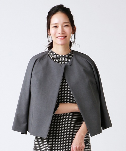 NEWYORKER(ニューヨーカー)の「Jaccessory(ジャクセサリー)/パールニット トッパー風ジャケット(ノーカラージャケット・レディース・ネイビー/ベージュ/ダークグレー・11号/9号)」の2枚目の写真