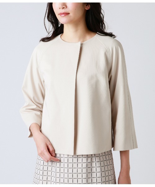NEWYORKER(ニューヨーカー)の「Jaccessory(ジャクセサリー)/パールニット トッパー風ジャケット(ノーカラージャケット・レディース・ネイビー/ベージュ/ダークグレー・11号/9号)」の5枚目の写真