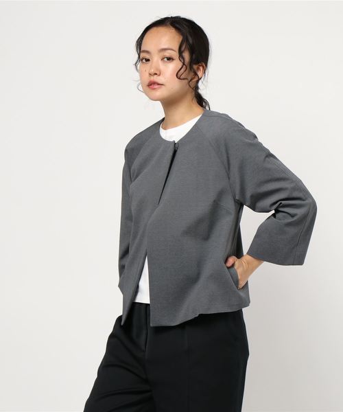 NEWYORKER(ニューヨーカー)の「Jaccessory(ジャクセサリー)/パールニット トッパー風ジャケット(ノーカラージャケット・レディース・ネイビー/ベージュ/ダークグレー・11号/9号)」の14枚目の写真