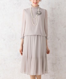 Rose Tiara�i���[�Y�e�B�A���j�́u�V�t�H���v���[�c�X�J�[�g�i�X�J�[�g�j�v