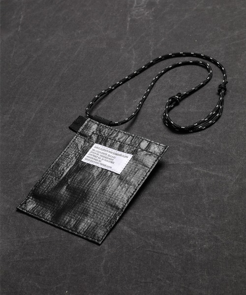 SABLE CLUTCH（セーブルクラッチ）の「EASY TAG WALLET - NECK CORD wBLACK（コインケース・メンズ・ブラック/オリーブ・ONE SIZE）」の2枚目の写真