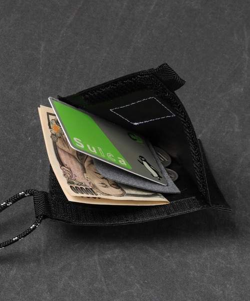 SABLE CLUTCH（セーブルクラッチ）の「EASY TAG WALLET - NECK CORD wBLACK（コインケース・メンズ・ブラック/オリーブ・ONE SIZE）」の8枚目の写真