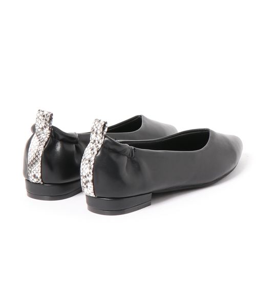GeeRA（ジーラ）の「バックシャーリングパンプス（パンプス・レディース・パイソン/ブラック/シルバー・MEDIUM/X-LARGE/SMALL/LARGE）」の5枚目の写真