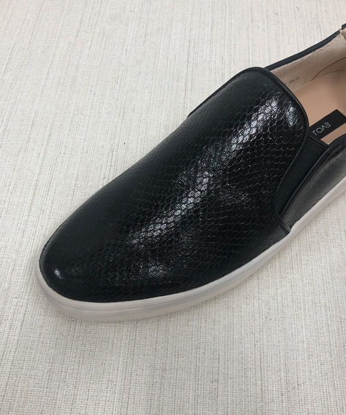EVOL（イーボル）の「型押しパイソンスリッポン（スリッポン・レディース・ブラック・S/M/L）」の5枚目の写真