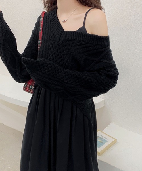 Girly Doll（ガーリードール）の「ケーブルニット・キャミワンピースセットアップ（ワンピース・レディース・ブラック/イエロー/グリーン/ベージュ・FREE）」の15枚目の写真