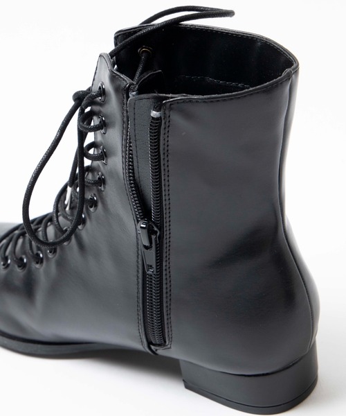 WEGO（ウィゴー）の「WEGO/レースアップスクエアトゥブーツ（ブーツ・レディース・ブラック/オフホワイト・LARGE/MEDIUM）」の11枚目の写真