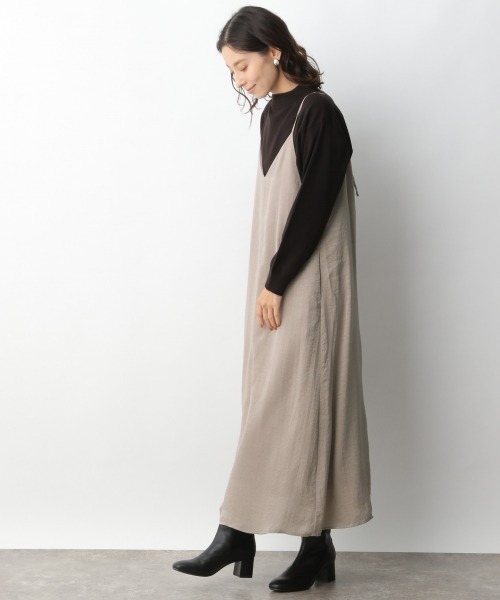 LEPSIM(レプシィム)の「ビンテージツヤキャミワンピース 916930(ワンピース・レディース・ブラック/カーキ/ブルー/グレイッシュベージュ・FREE)」の7枚目の写真