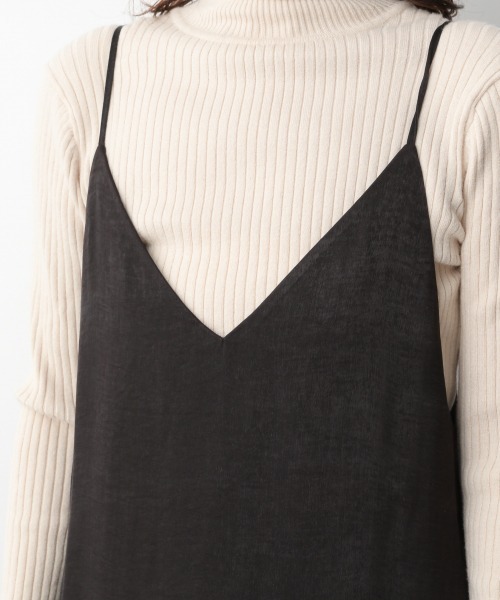 LEPSIM(レプシィム)の「ビンテージツヤキャミワンピース 916930(ワンピース・レディース・ブラック/カーキ/ブルー/グレイッシュベージュ・FREE)」の15枚目の写真