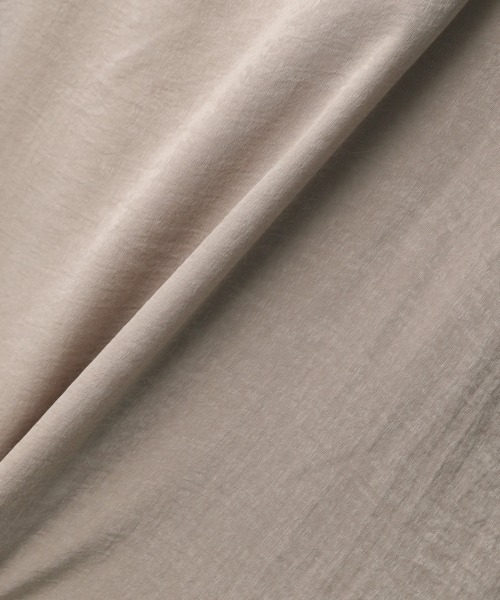 LEPSIM(レプシィム)の「ビンテージツヤキャミワンピース 916930(ワンピース・レディース・ブラック/カーキ/ブルー/グレイッシュベージュ・FREE)」の21枚目の写真