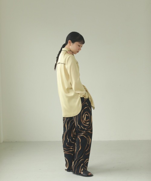 TODAYFUL（トゥデイフル）の「メローステッチシャツ（Mellow