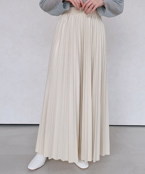 VANNIE U（ヴァニーユー）の「レザープリーツスカート（スカート・レディース・ナチュラル/ベージュ・FREE）」の8枚目の写真