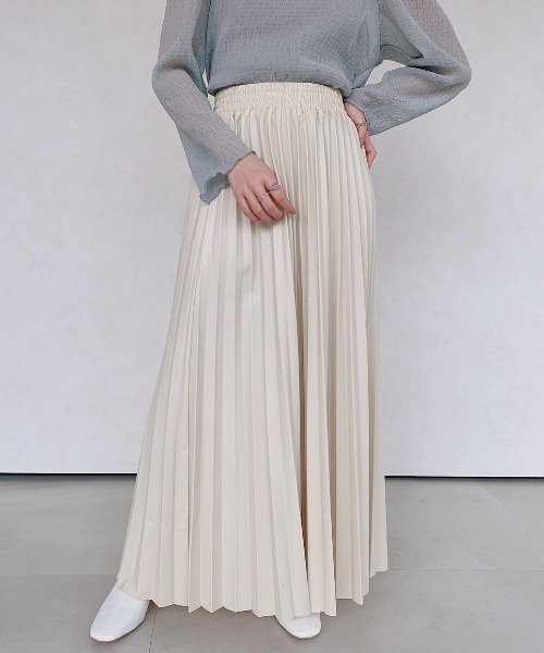 VANNIE U（ヴァニーユー）の「レザープリーツスカート（スカート・レディース・ナチュラル/ベージュ・FREE）」の9枚目の写真