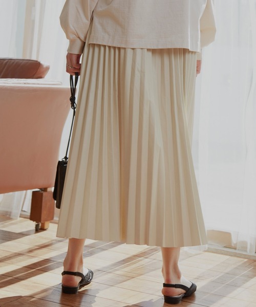 VANNIE U（ヴァニーユー）の「レザープリーツスカート（スカート・レディース・ナチュラル/ベージュ・FREE）」の22枚目の写真