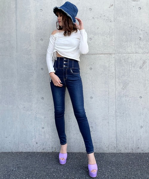 SPIRALGIRL（スパイラルガール）の「ワンショルダードロストニット（ニット/セーター・レディース・ブラック/オフホワイト/ブルー・FREE）」の18枚目の写真